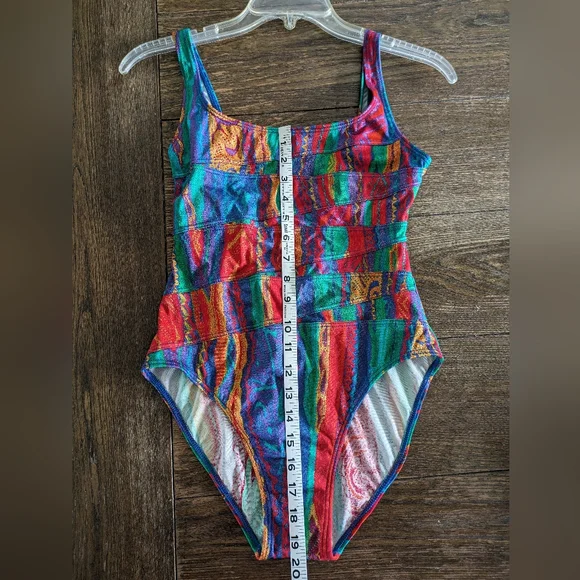 NWT Vintage COOGI Women's Scoop Back Swimsuit And Matching Wrap Skirt - Picture 8 of 14